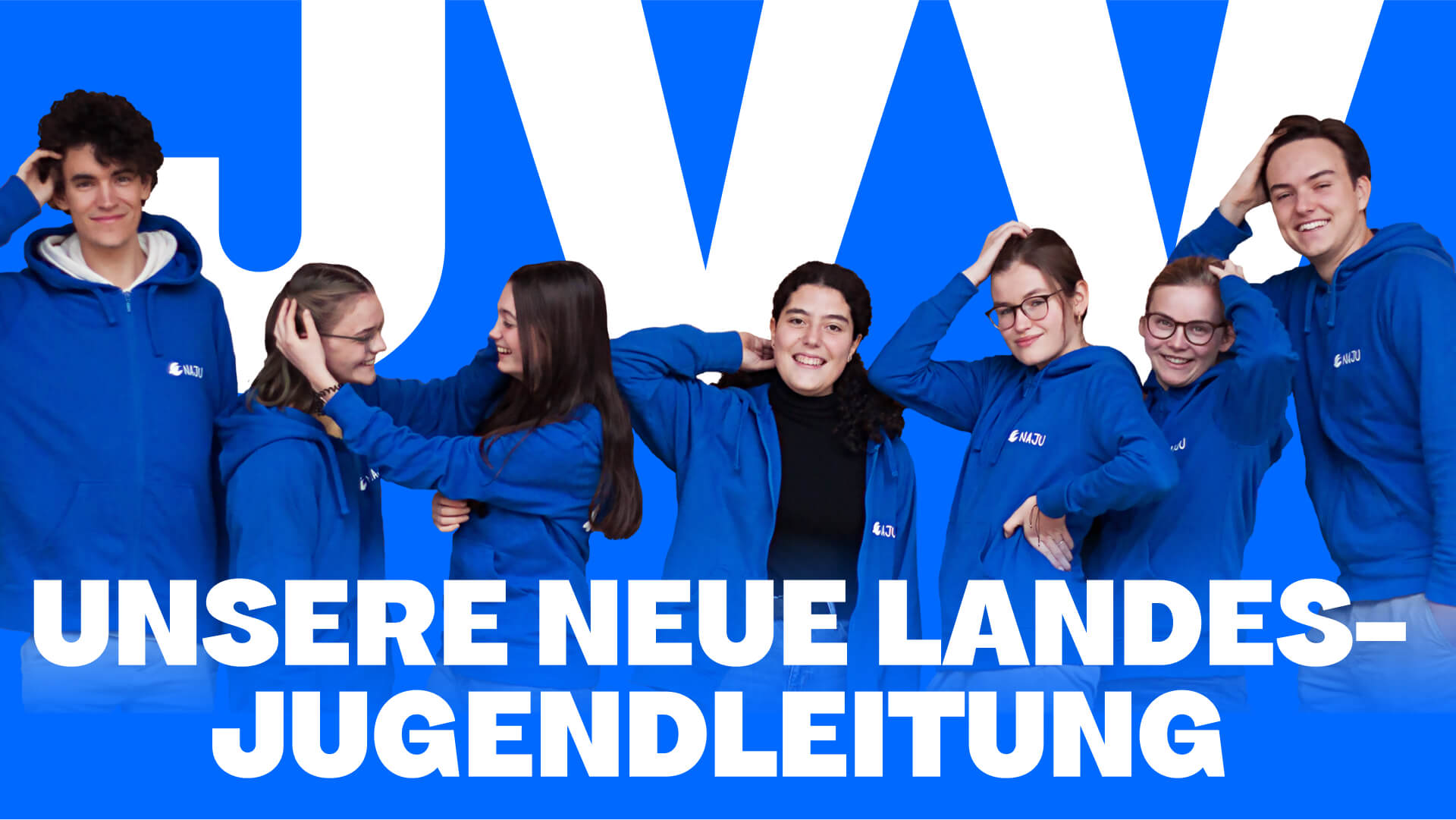 Sieben junge Menschen posieren für das Gruppenfoto der neuen Landesjugendletung